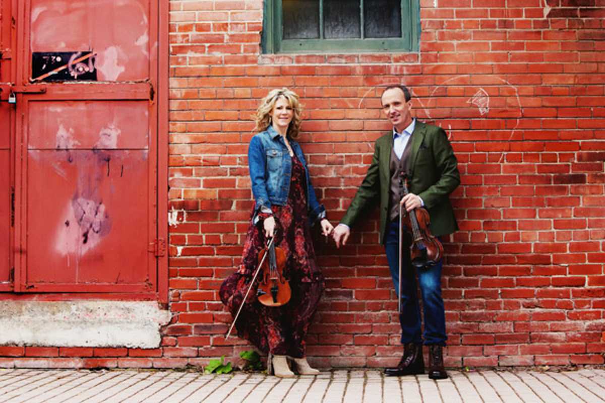 LIVESTREAM: Natalie MacMaster & Donnell Leahy (9 PM)